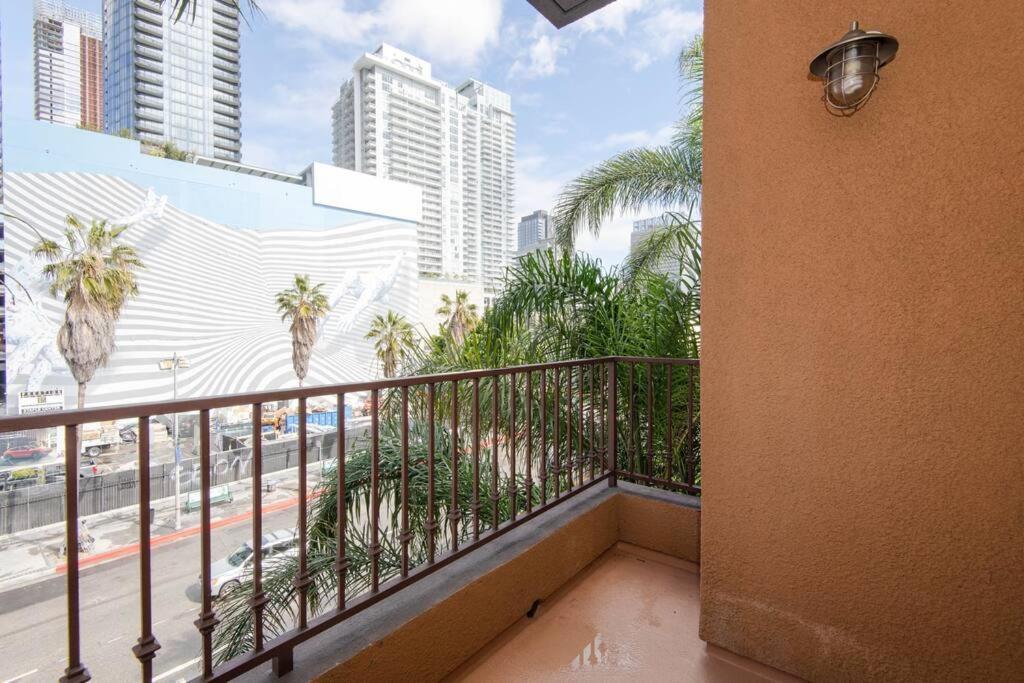 Cozy 2bedapt Next To Convention Center La Live 323 *