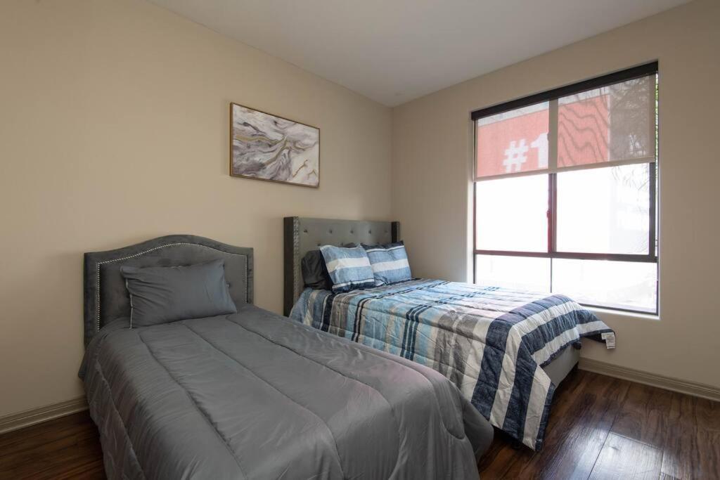 Cozy 2bedapt Next To Convention Center La Live 323 Apartment Los Angeles