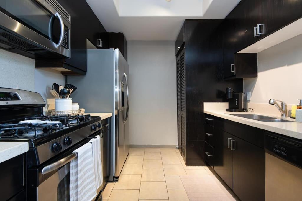 Cozy 2bedapt Next To Convention Center La Live 323 Apartment