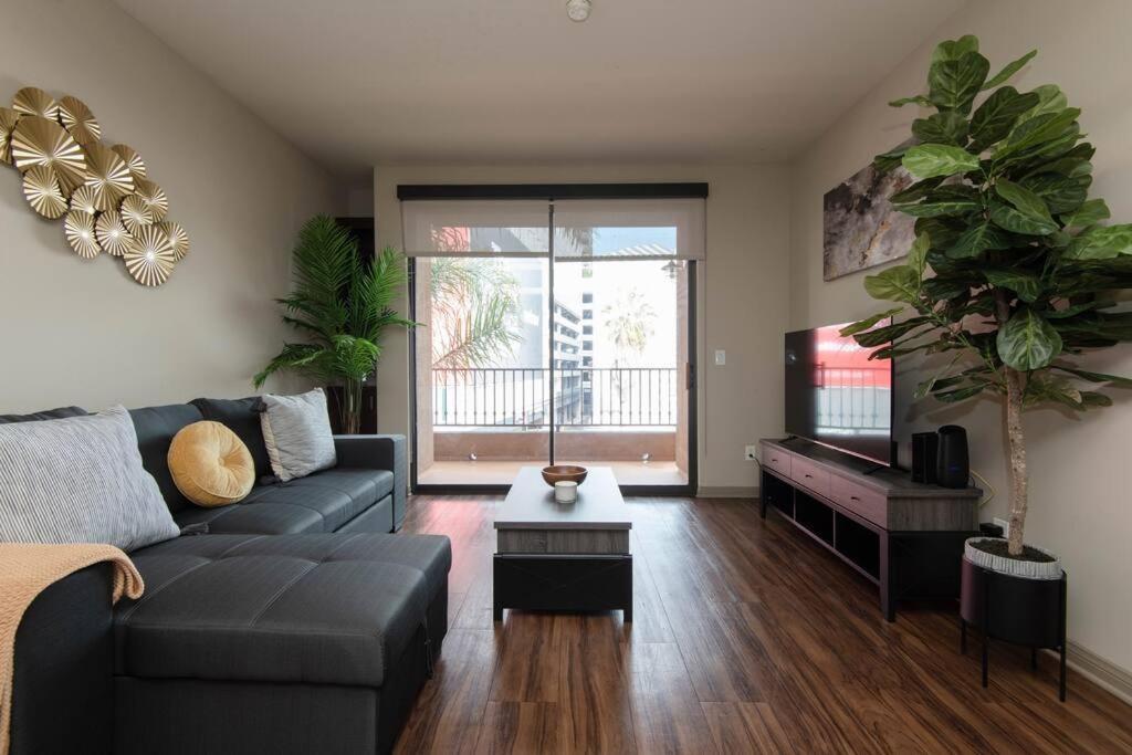 Cozy 2bedapt Next To Convention Center La Live 323 Los Angeles